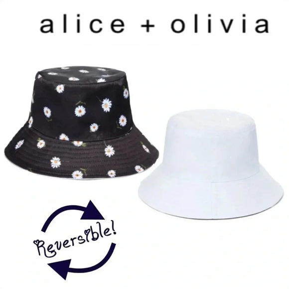Alex + Olivia Daisy Flowers Reversible Bucket Hat Unisex - Picture 5 of 5